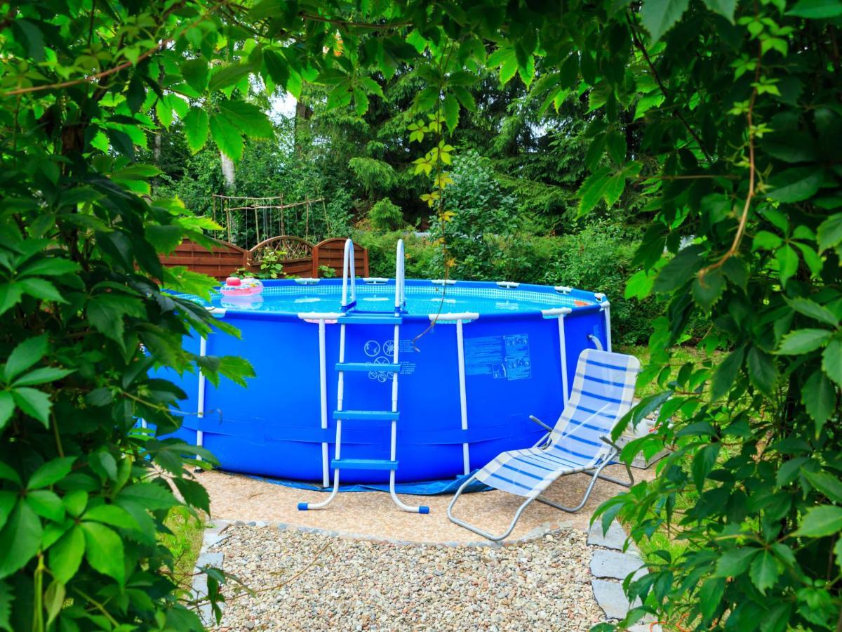 Lovely Apartment In Rusko With Pool Garden Darłowo Exterior foto